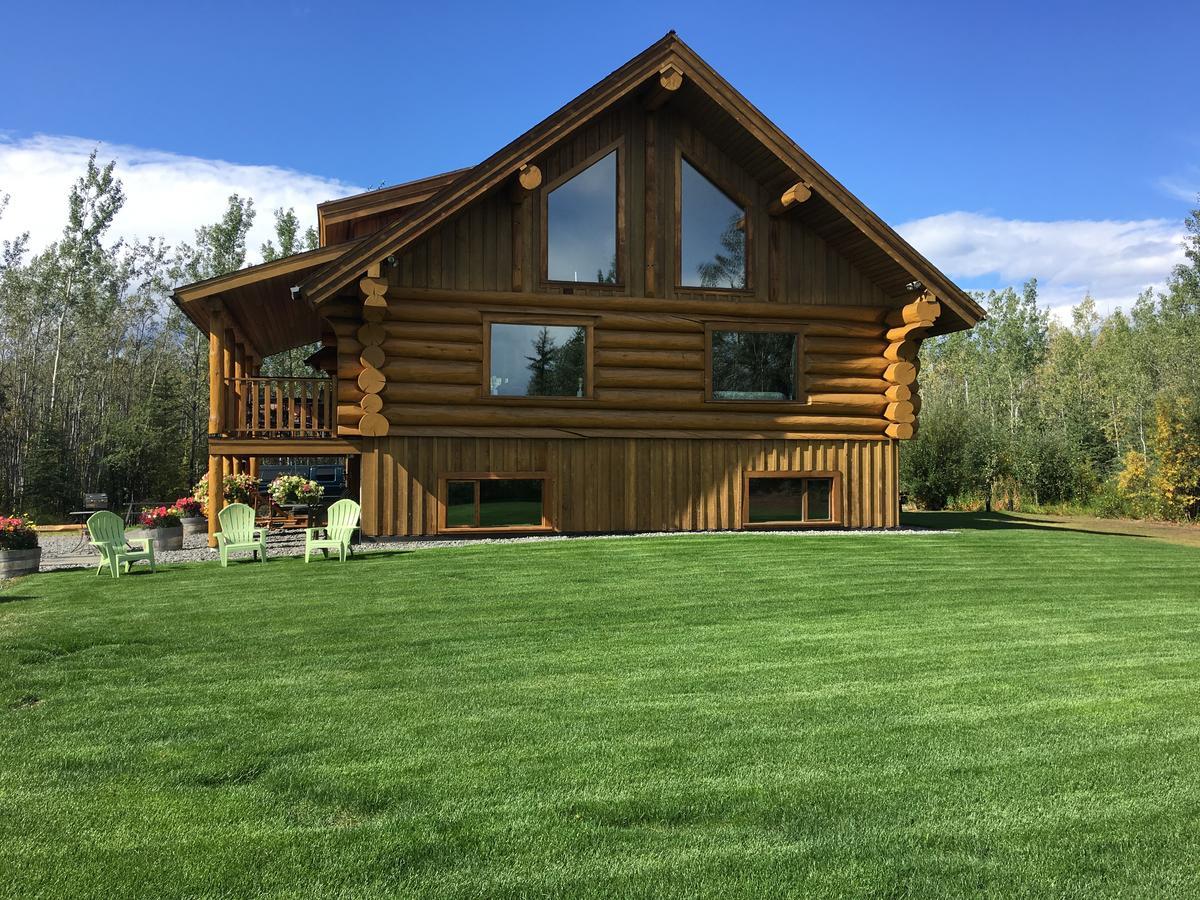 Sawing Logzz Cabin Copper Center Exterior photo